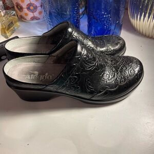 Alegria women’s black shoes sz 42